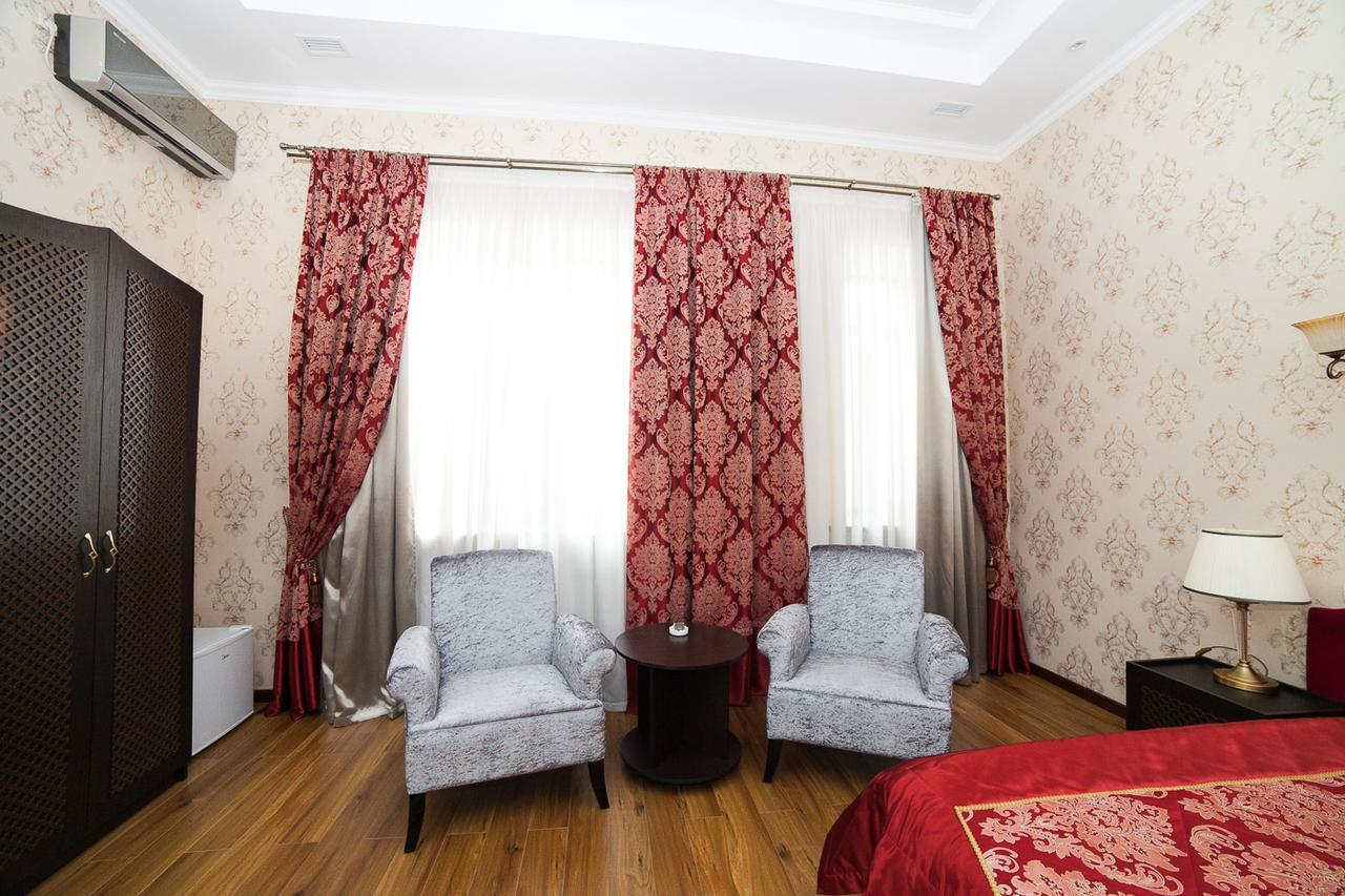 Park Hotel คารากันดี ภายนอก รูปภาพ